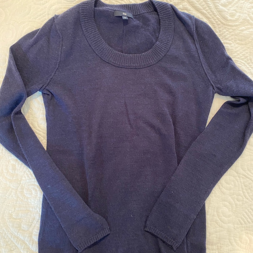 Gap blue wool sweater size small